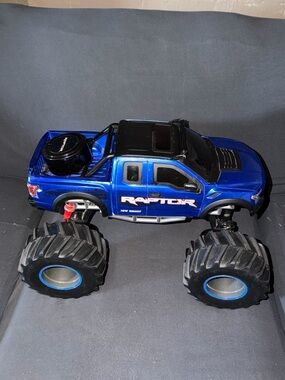 New Bright Ford Raptor Monster Truck Remote Control Toy Electronic RC Used Pre O